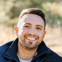 Michael Vialpando, cofundador de Renjoy.